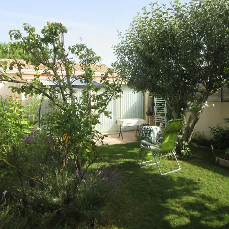 Pied A Et Nature Apartment *